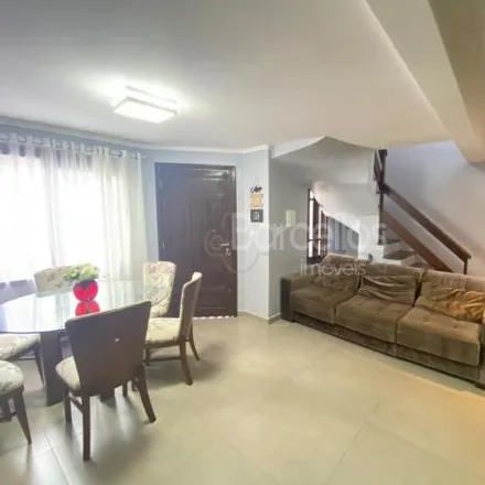 Buy this 3 bed apartment on Edifício Monte Castello in Rua Tuiuti 2043, Sede