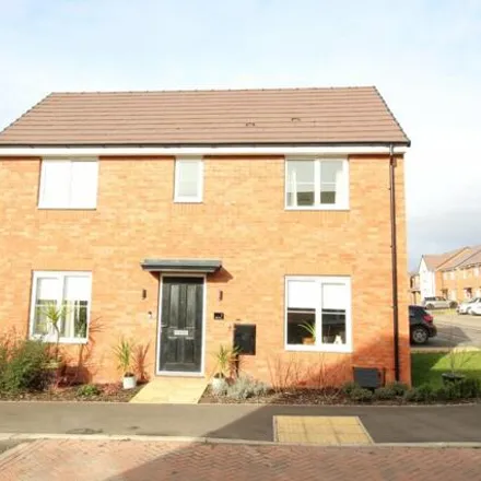 Buy this 3 bed house on Sowe Close in Bulkington, CV12 9BB