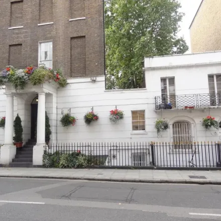 Image 5 - Hamilton House, Mabledon Place, London, WC1H 9AZ, United Kingdom - Apartment for rent