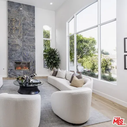 Image 4 - 2826 Deep Canyon Drive, Beverly Hills, CA 90210, USA - House for sale