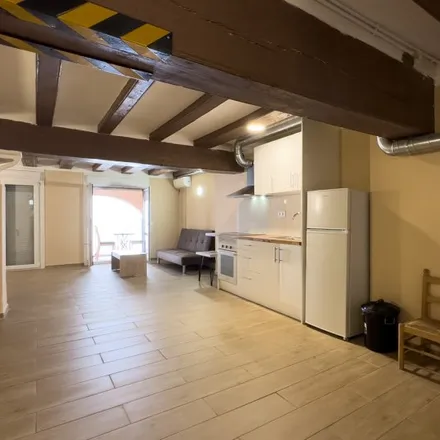 Rent this studio apartment on Carrer d'en Robador in 43, 08001 Barcelona