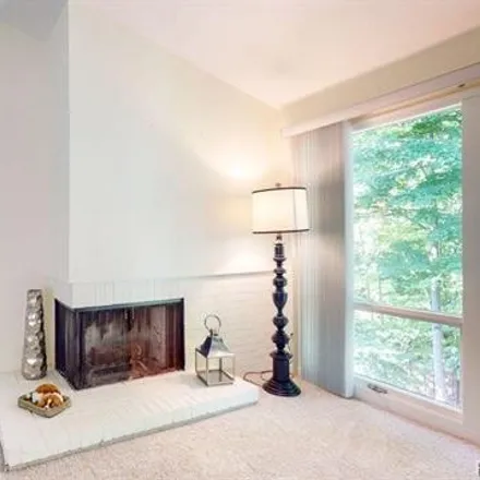 Image 8 - 6972 Pebble Creek Woods Drive, West Bloomfield Township, MI 48322, USA - Condo for sale