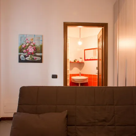 Image 5 - Via Porretta, 20156 Milan MI, Italy - Apartment for rent