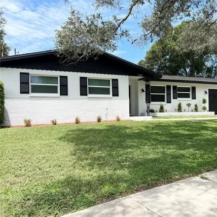 Image 4 - 1340 Ranchwood Drive, Clearwater, FL 33764, USA - House for sale