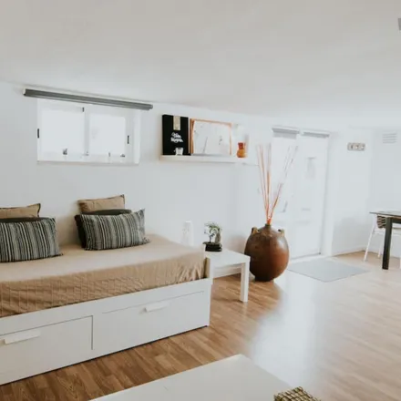 Rent this studio apartment on Rua do Geraldo in 2645-175 Cascais, Portugal