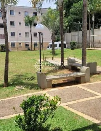 Buy this 2 bed apartment on unnamed road in Chácaras Tubalina e Quartel, Uberlândia - MG