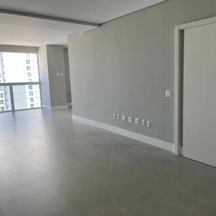 Buy this studio apartment on unnamed road in Centro, Balneário Camboriú - SC