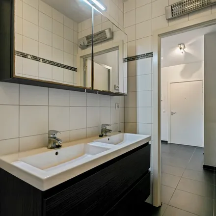 Image 7 - Paul, Boulevard d'Anvers - Antwerpselaan, 1000 Brussels, Belgium - Apartment for rent