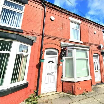 Buy this 2 bed townhouse on Broad Green Road Gardens in Enfield Road, Liverpool