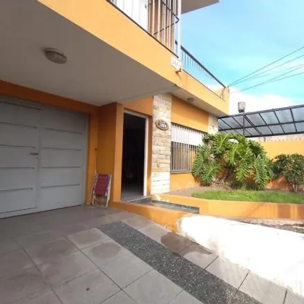 Buy this 3 bed house on Calle 9 in Barrio 12 de Octubre, B1884 CTY Berazategui