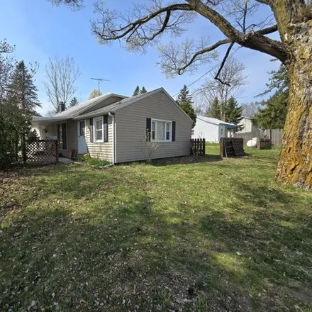 Buy this 2 bed house on 2508 Lilac Road in Cambria, Cambria Township