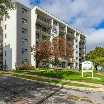 Image 2 - 3857 Portage Road, Niagara Falls, ON L2J 1A4, Canada - Apartment for rent