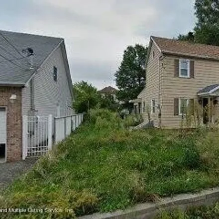 Buy this 2 bed house on 37 Depew Place in New York, NY 10309