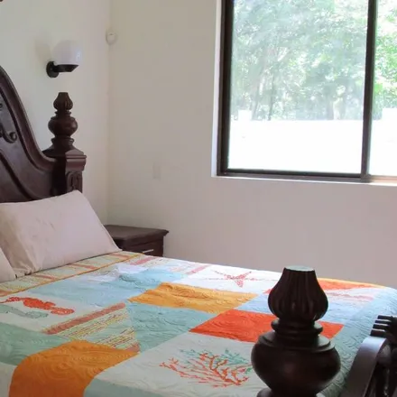Rent this 2 bed apartment on Guanacaste