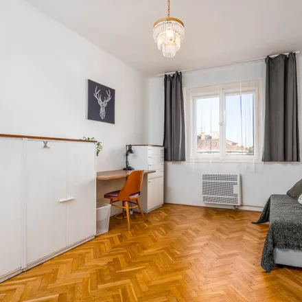 Rent this 1 bed room on Jiřinková 2155/10 in 106 00 Prague, Czechia
