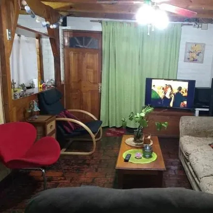 Buy this 4 bed house on La Siembra / Nonato Coo in Pasaje La Siembra, 822 0093 Provincia de Cordillera
