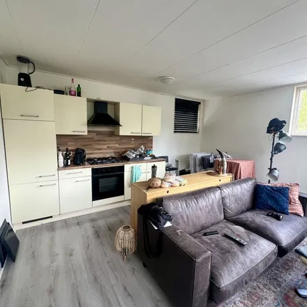 Rent this 2 bed apartment on Almelose Kanaal 65 in 8011 KS Zwolle, Netherlands