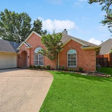 Buy this 3 bed house on 2704 Holly Brook Court in Bedford, TX 76021