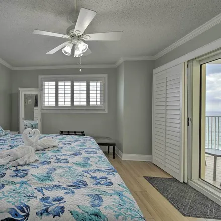 Rent this 2 bed condo on Panama City