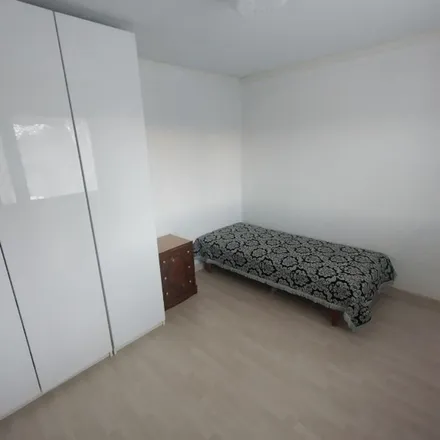 Rent this 5 bed apartment on Blomkronegränd 9 in 165 78 Stockholm, Sweden