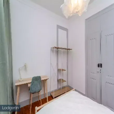 Image 9 - Airbnb, Rua do Carrião, 1150-251 Lisbon, Portugal - Room for rent