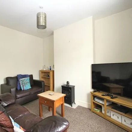 Image 2 - Homeleigh, A38, Cambridge, GL2 7BE, United Kingdom - Duplex for rent
