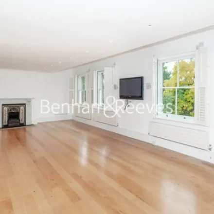Image 3 - 11 Downside Crescent, Maitland Park, London, NW3 2AS, United Kingdom - Apartment for rent