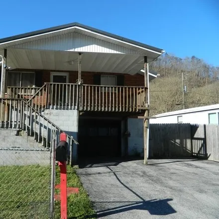 Buy this 3 bed house on 10 North Maynard Street in Justiceville, Pike County