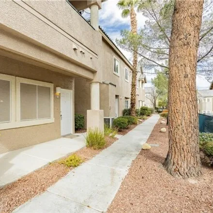Image 3 - Quartz Ridge Street, Las Vegas, NV 89135, USA - Condo for sale
