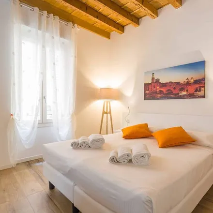 Image 4 - Via Leoncino, 35a, 37121 Verona VR, Italy - Apartment for rent