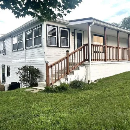 Buy this 2 bed house on 40 Hamrick Street in Hillsboro, Pocahontas County