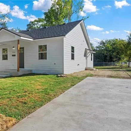 Buy this 3 bed house on 3109 North 20th Street in Waco, TX 76708
