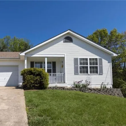 Buy this 3 bed house on 626 Woodview Drive in Franklin County, MO 63089