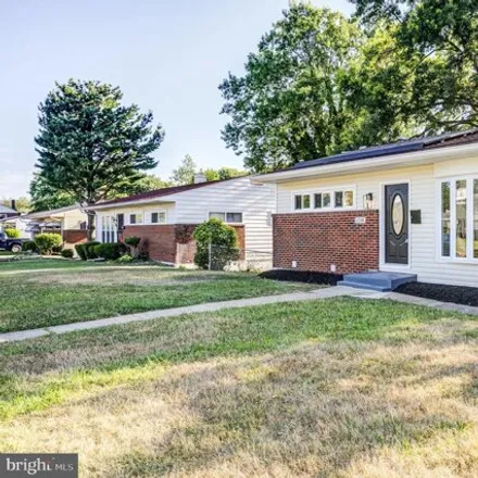 Image 2 - 6218 Catalpha Rd, Baltimore, Maryland, 21214 - House for sale