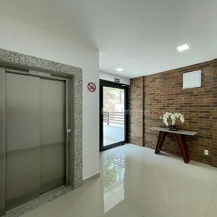 Buy this 2 bed apartment on Rua Francisco Vaz de Magalhães in Cascatinha, Juiz de Fora - MG