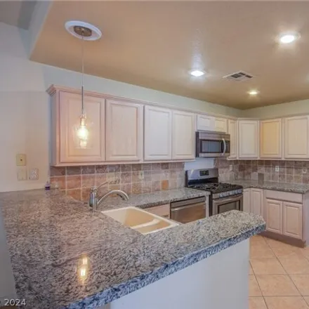 Image 7 - Spanish Gate Drive, Spring Valley, NV 89148, USA - House for rent