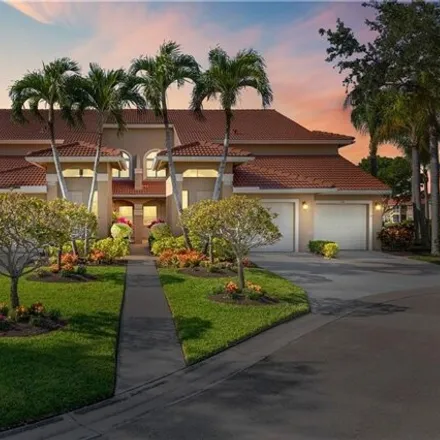 Buy this 2 bed condo on 6638 Huntington Lakes Circle in Collier County, FL 34119