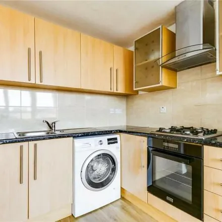 Image 2 - unnamed road, London, SW11 3SN, United Kingdom - Apartment for rent