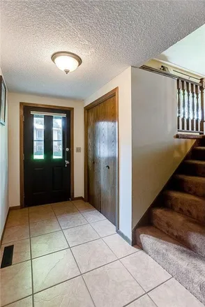 Image 2 - 901 72nd Avenue North, Brooklyn Center, MN 55430, USA - Townhouse for sale