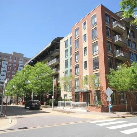 Rent this 2 bed apartment on The Hartford Condominiums in 1200 North Hartford Street, Arlington
