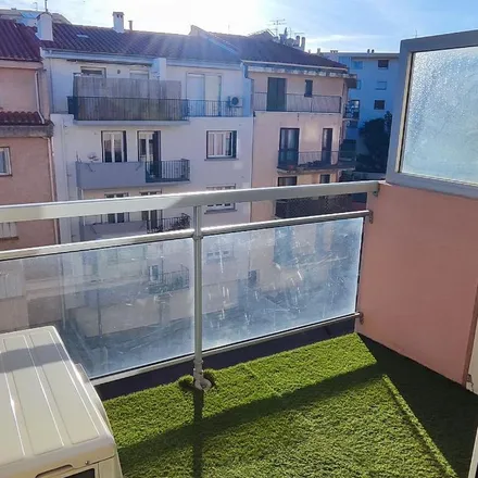 Rent this 3 bed apartment on 17 Rue Paul Alavail in 66000 Perpignan, France
