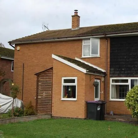 Buy this 3 bed townhouse on Ash Grove in Albrighton, WV7 3QY
