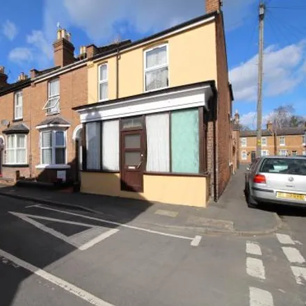 Rent this 4 bed duplex on Leam Street in Royal Leamington Spa, CV31 1DX