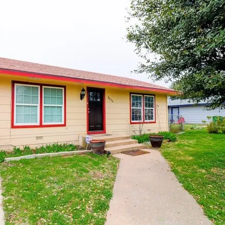 Image 3 - 3279 Webster Street, San Angelo, TX 76901, USA - House for sale