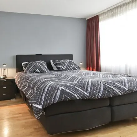 Rent this 6 bed duplex on Wattstraat 8 in 1171 BR Badhoevedorp, Netherlands