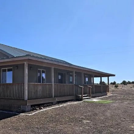 Buy this 2 bed house on 6717 Plumb Lane in Navajo County, AZ 85901