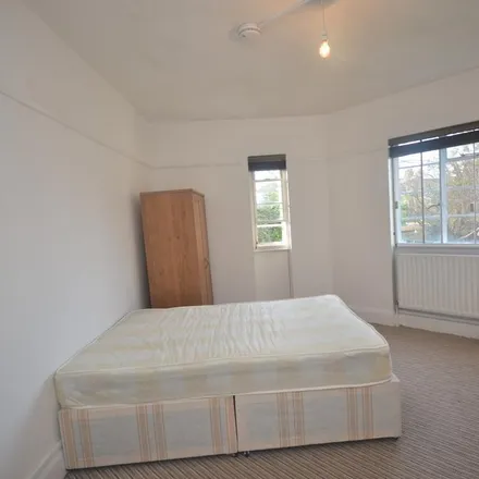Image 3 - Parklands, 236-236 Peckham Rye, London, SE22 0LR, United Kingdom - Apartment for rent