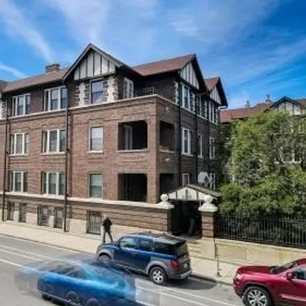 Image 3 - The Cloisters, 2104-2118 West North Avenue, Chicago, IL 60622, USA - Condo for sale