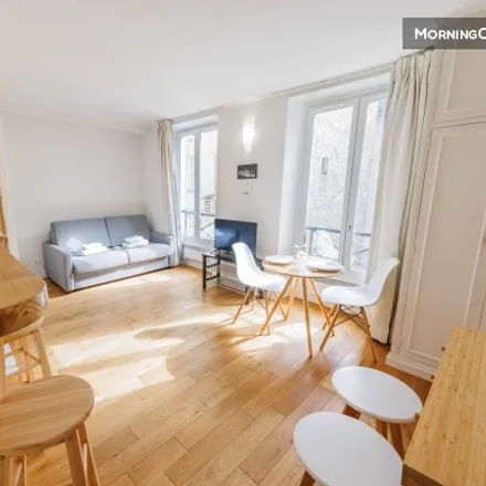 Rent this studio room on Paris 5e Arrondissement
