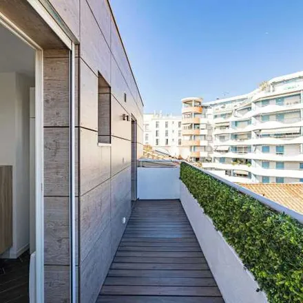 Rent this 1 bed apartment on 128 Boulevard Raymond Poincaré in 06160 Antibes, France